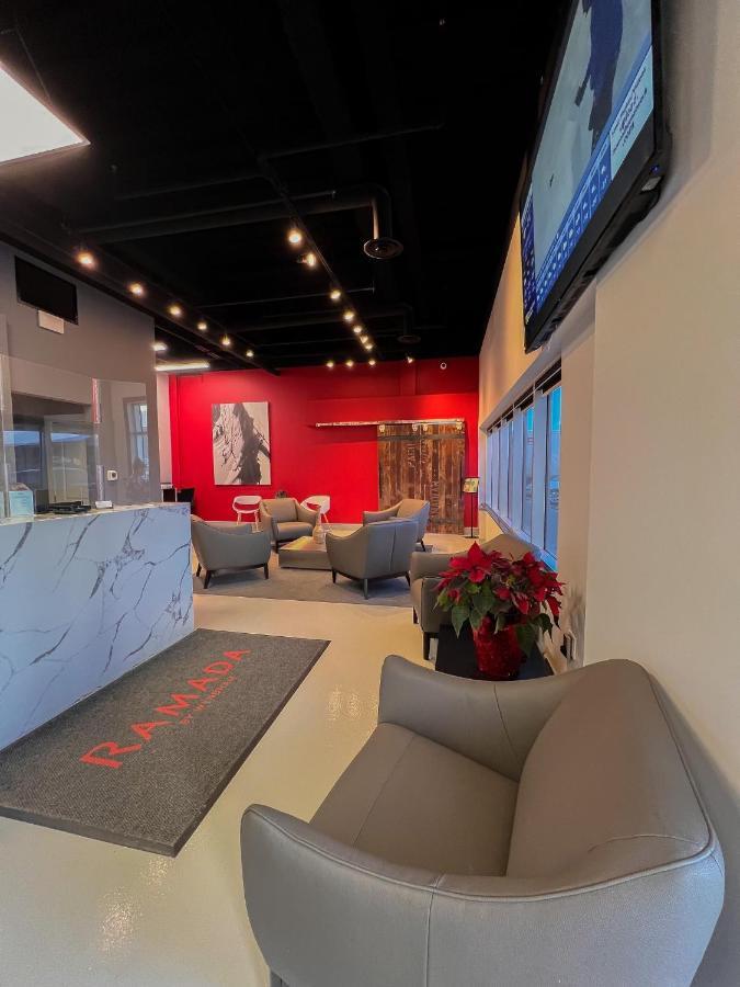 Ramada By Wyndham Fort Mcmurray Exterior photo