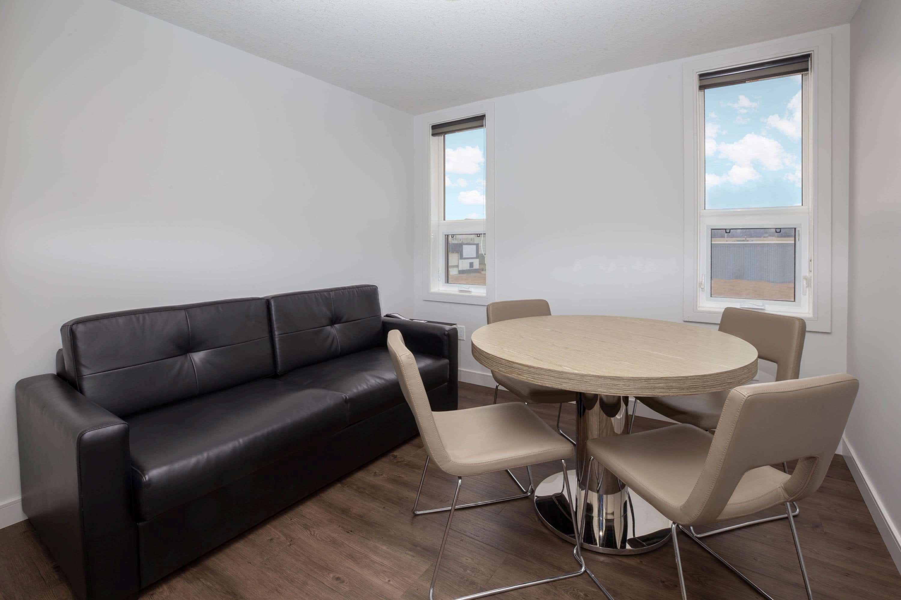 Ramada By Wyndham Fort Mcmurray Exterior photo