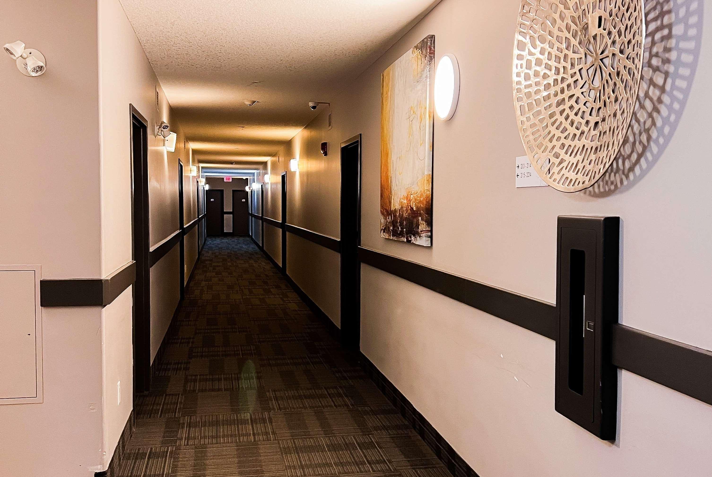 Ramada By Wyndham Fort Mcmurray Exterior photo