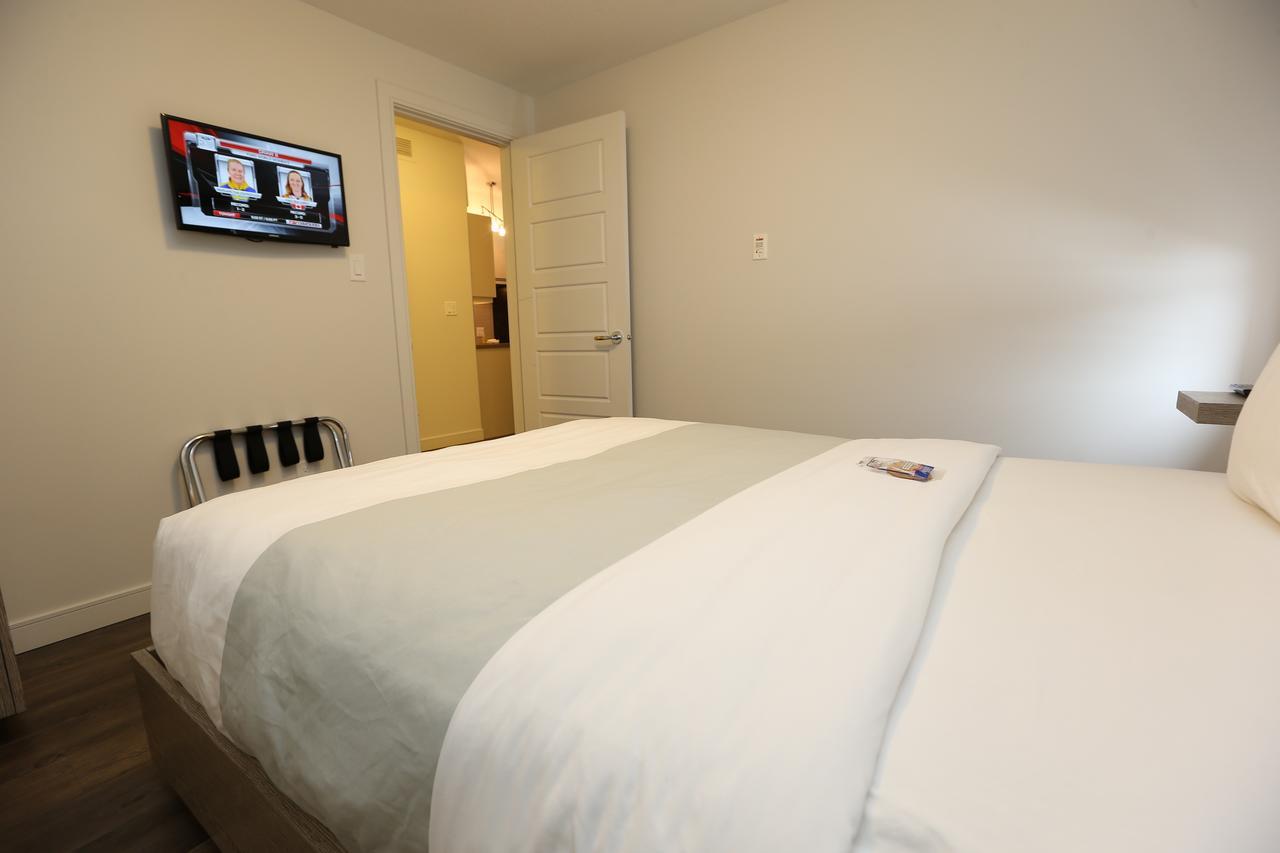 Ramada By Wyndham Fort Mcmurray Exterior photo